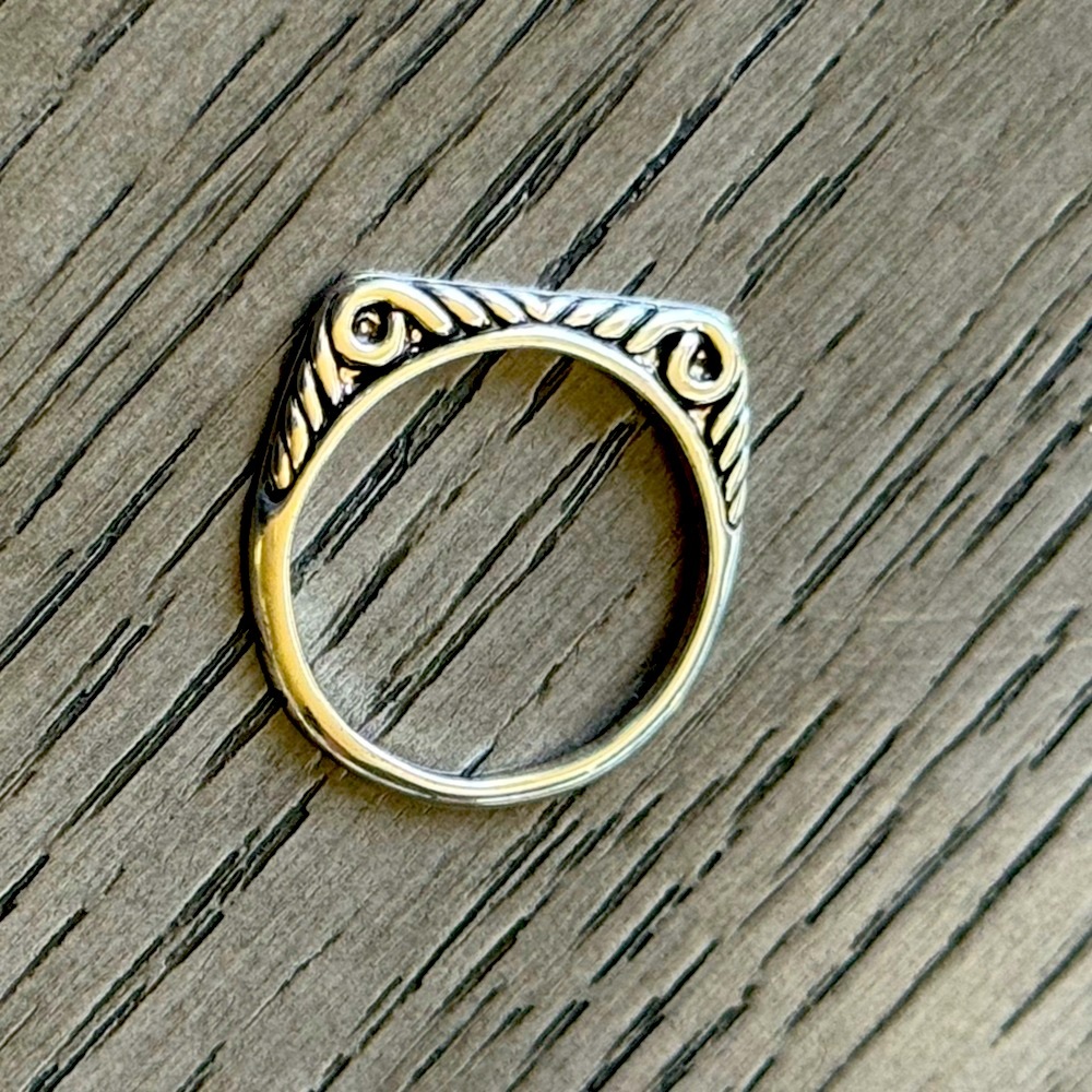 Size 8 Stackable Unique Design Square Ring - image 1